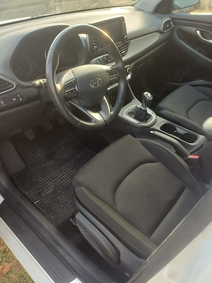  Vind  sau dezmembrez Hyundai I 30 1,6 diesel ,motor defect - imagine 3