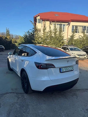 2023 Tesla Model Y Performance - imagine 6