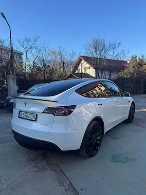2023 Tesla Model Y Performance - imagine 7