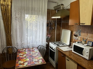 Vând apartament 4 camere, etaj. 2 din 4, cartier Gavana 3, Pitesti  - imagine 5