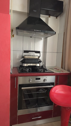 Apartament decomodat, călduros, cu doua camere, zona Hermes et4 - imagine 5