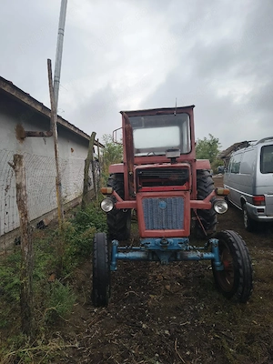 tractor de vanzare,plug, cositoare și greblă, toate la un super preț sau la schimb cu vacii - imagine 3