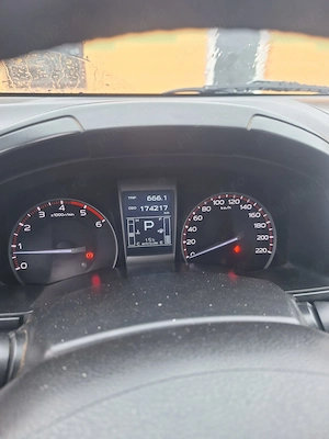 Isuzu D-max 2.5 2015 - imagine 8