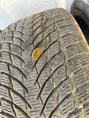 anvelope iarna nokian 245/45/18 - imagine 2