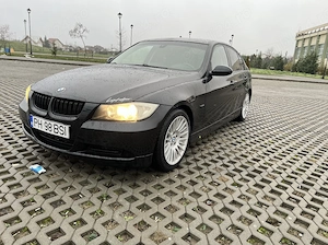 BMW e90 2.0  163 cp