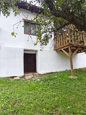 Casa traditionala renovata la munte Buzau-Patarlagele-Manastirea Carnu  - imagine 9