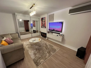 Vand apartament cu 2 camere complet utilat si monilat, renovat complet in 2023 - imagine 2