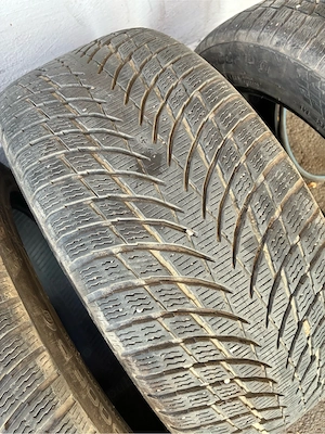 anvelope iarna nokian 245/45/18 - imagine 5