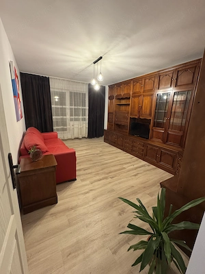 De inchiriat ap cu 2 camere