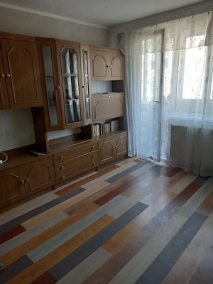 Închiriez apartament cu 2 camere  - imagine 2