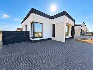 Casa de inchiriat individuala | 3 camere, 2 bai | Comuna Berceni - imagine 2