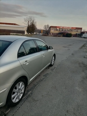 Toyota Avensis T25 - imagine 10
