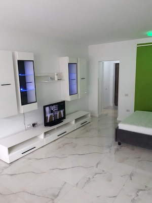 Ofer s spre inchiriere garsoniera 37 mppre inchiriere Garsoniera lux