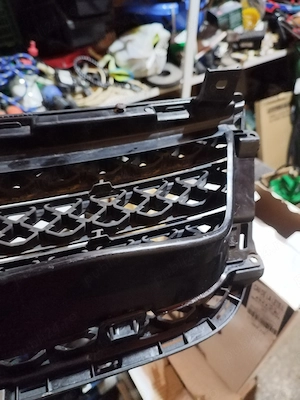 Vand grila radiator Suzuky Grand Vitara2 - imagine 2