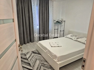 Apartament 2 camere metrou lângă scară etaj intermediar Trapezului
