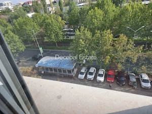 Apartament 2 camere metrou lângă scară etaj intermediar Trapezului - imagine 2