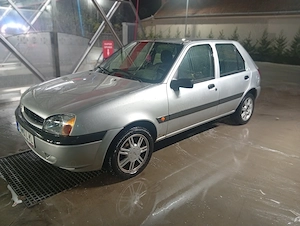 Vind Ford Fiesta berlina - imagine 4