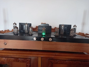 Vand amplificator cu tuburi