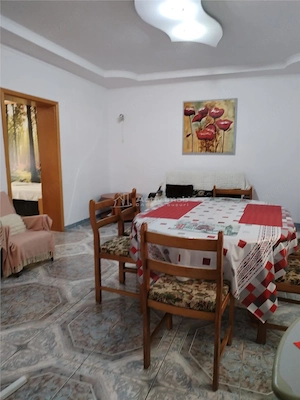 Casa in Hunedoara, central - imagine 12