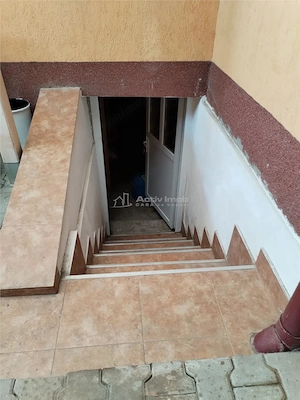 Casa in Hunedoara, central - imagine 13