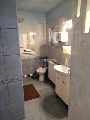 Casa in Hunedoara, central - imagine 17