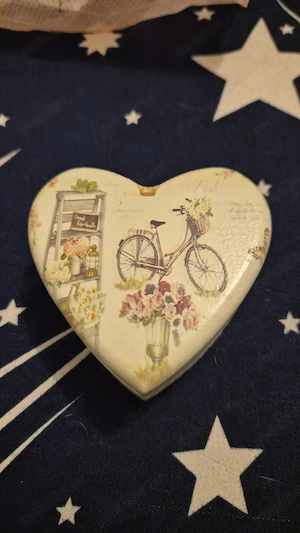 vand caseta bijuterii 