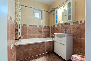 Apartament cu 2 camere ultracentral - imagine 7
