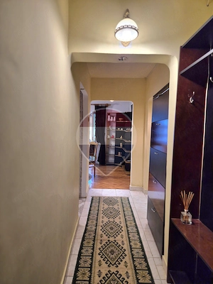 Apartament cu 4 camere de vânzare în zona Central - imagine 8