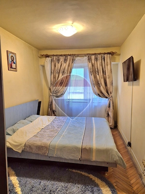 Apartament cu 4 camere de vânzare în zona Central - imagine 4