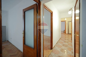 De vânzare apartament cu 3 camere, în zona Dacia - imagine 8
