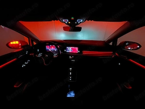 Volkswagen Golf - imagine 7