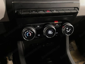 Renault Clio - imagine 17