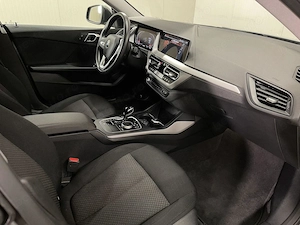 BMW Seria 2 - imagine 10