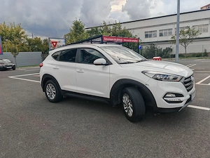Hyundai Tucson 2016, 1.6 benzina, 126000 km reali - imagine 4