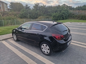 Opel astra j 165 CP - imagine 2
