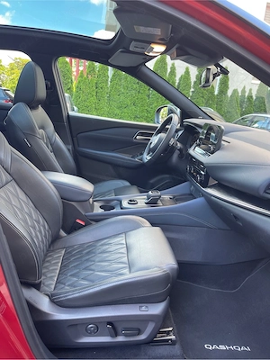 Nissan Qashqai Tekna+ 1.3 157 CP 4WD - imagine 15