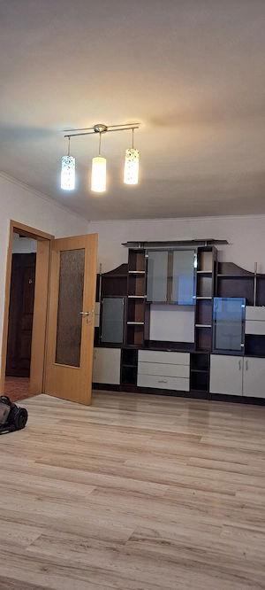 Închiriez ap 2 camere Șagului 