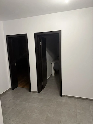 Ofer spre inchiriere apartament cu 2 camere . Zona Subcetate , Sanpetru - imagine 8