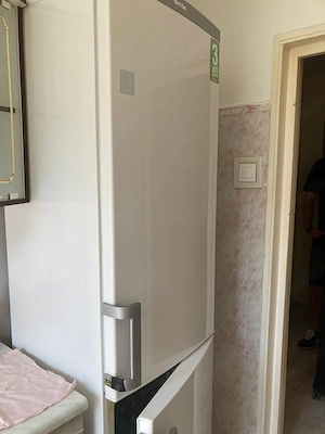 Închiriez apartament cu doua camere Victoriei - imagine 2