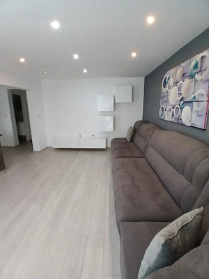 3 camere de inchiriat, Lux, zona Carrefour - imagine 2