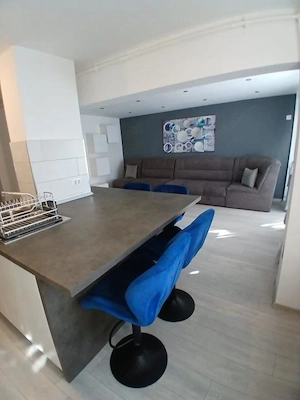 3 camere de inchiriat, Lux, zona Carrefour - imagine 4