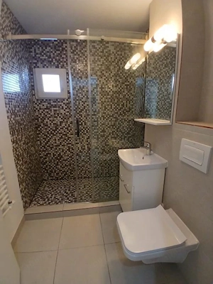 3 camere de inchiriat, Lux, zona Carrefour - imagine 8