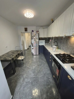 Proprietar, vând apartament 3 camere decomandat | 2 băi | Bld. Poitiers (zona Siraj) | Renovat 2024  - imagine 5