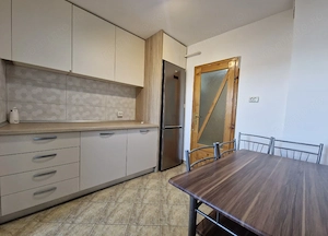Apartamnet 2 Camere Decomandat Centrala Proprie Zona Girocului - imagine 4