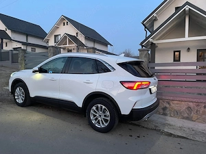 Ford kuga titanium 2.5 full hybrid 190 cp automată   2024 | garanție ford până în 2029 - imagine 10