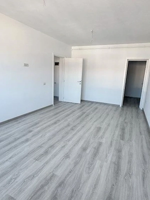 Vand apartament cu 2 camere nou