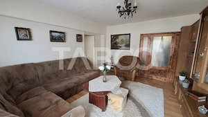 Apartament 4 camere 81 mpu 2 bai 3 balcoane 1 terasa Turnisor Sibiu - imagine 2