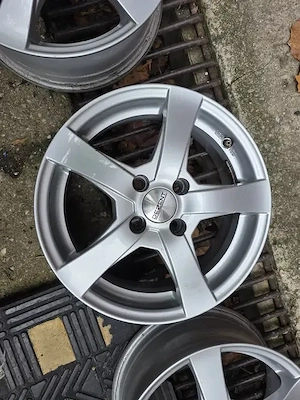Jante aliaj Dezent Dacia, Renault, VW, Opel, Hyundai i20, Kia Rio, Toyota Yaris, Suzuki Swift. - imagine 3