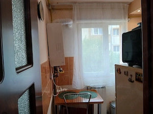 Apartament cu 1 camera decomandat la etajul 3 zona Girocului