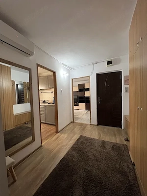 Apartament cu 2 camere decomandat la etajul 4 acoperis tigla zona Girocului amenajat integral - imagine 3